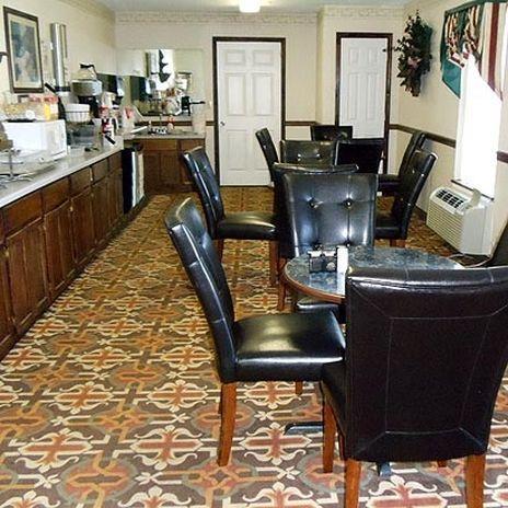 Clairmont Inn & Suites - Warren Restaurant billede